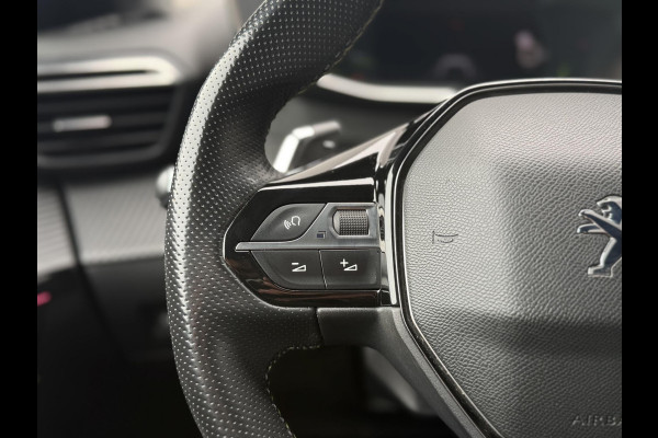 Peugeot 208 1.2 PureTech GT-Line 1e Eigenaar|Pano|Navi|Clima|Cruise|Camera|Trekhaak|Carplay|PDV V+A|Nieuwe APK bij aflevering