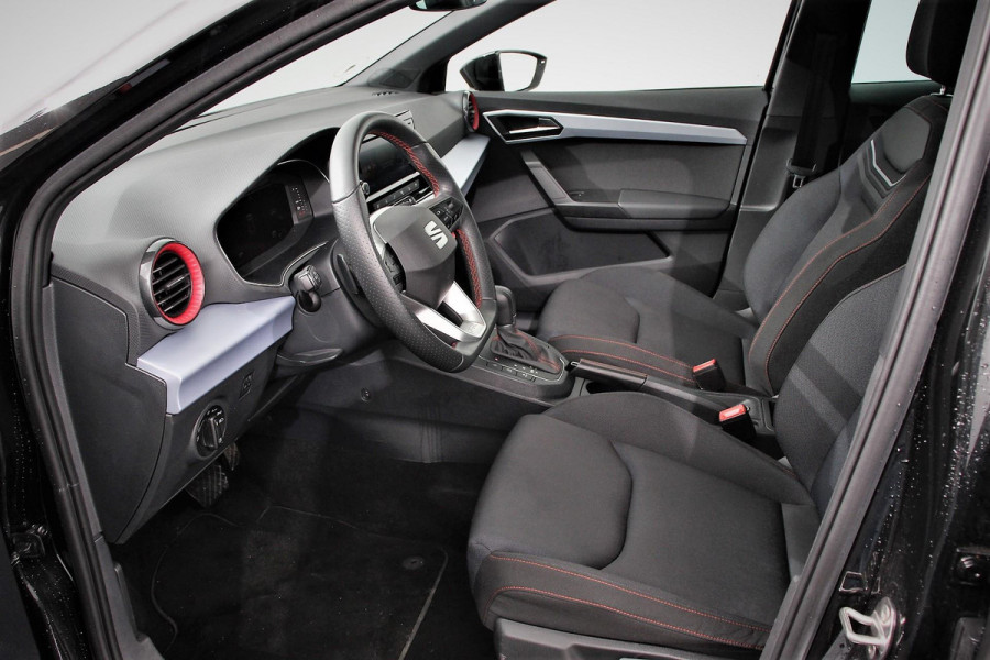 Seat Ibiza 1.0 TSI 116pk DSG FR Navigatie Apple Carplay/Android Auto Adaptive Cruise Control Virtual Cockpit Camera Dab