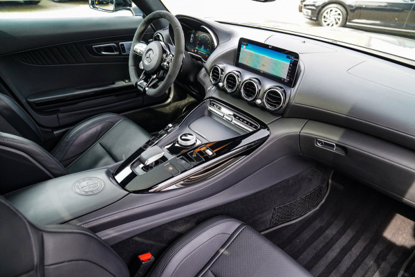 Mercedes-Benz AMG GT 4.0 S Premium | Facelift | Keramisch | BTW incl. | 522PK | Sunroof | Stoelkoeling | Dealer onderhouden | NAP
