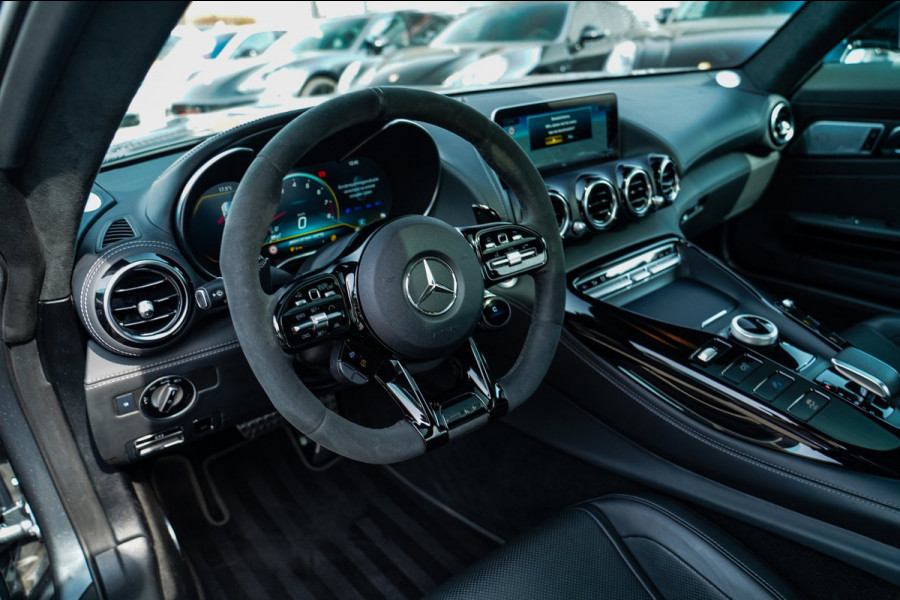 Mercedes-Benz AMG GT 4.0 S Premium | Facelift | Keramisch | BTW incl. | 522PK | Sunroof | Stoelkoeling | Dealer onderhouden | NAP
