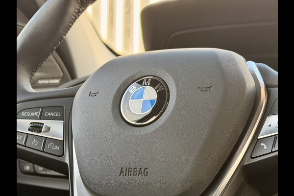 BMW 1-serie 118i Navi | Digitale Cockpit | Harman Kardon | Camera