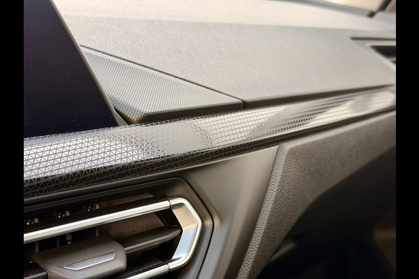 BMW 1-serie 118i Navi | Digitale Cockpit | Harman Kardon | Camera