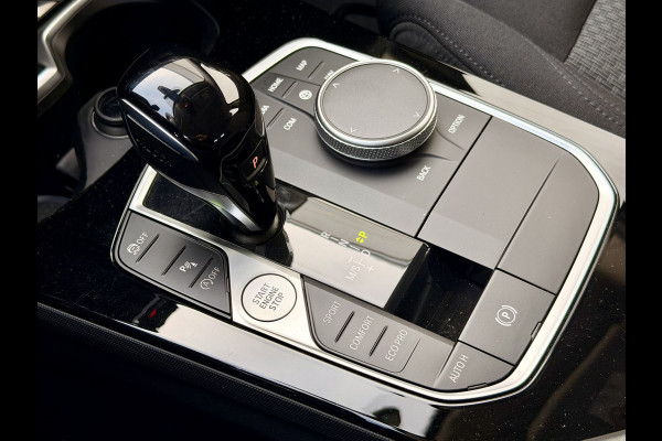 BMW 1-serie 118i Navi | Digitale Cockpit | Harman Kardon | Camera