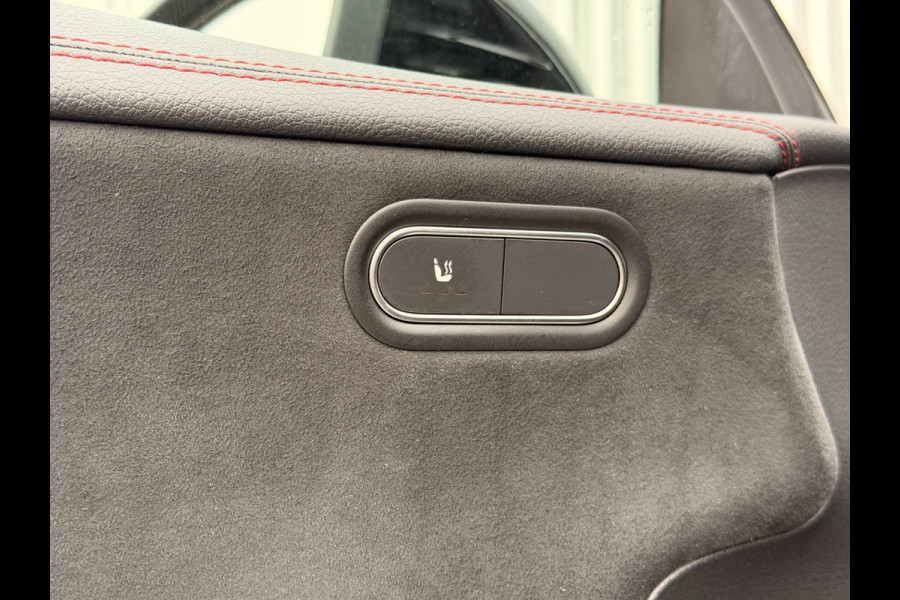 Mercedes-Benz CLA-Klasse Shooting Brake 180 Business Solution AMG NAVI | Camera | Stoelverwarming | 18" velgen