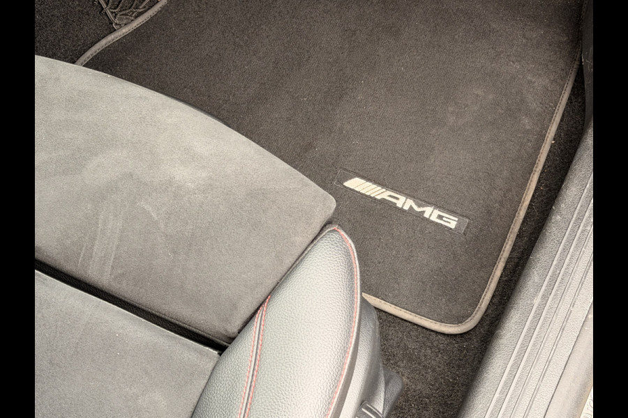 Mercedes-Benz CLA-Klasse Shooting Brake 180 Business Solution AMG NAVI | Camera | Stoelverwarming | 18" velgen