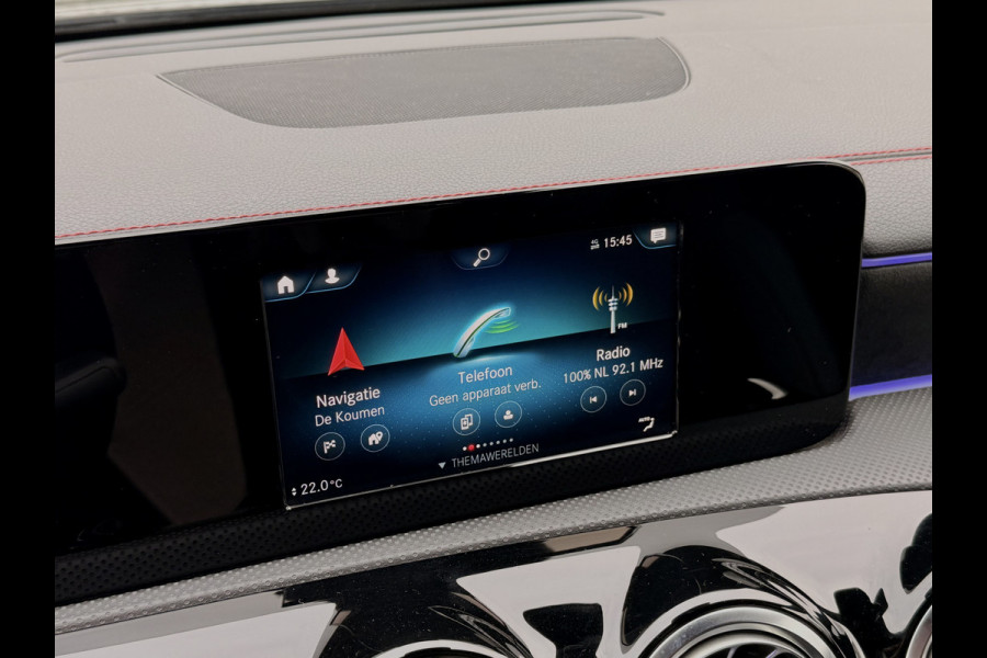 Mercedes-Benz CLA-Klasse Shooting Brake 180 Business Solution AMG NAVI | Camera | Stoelverwarming | 18" velgen