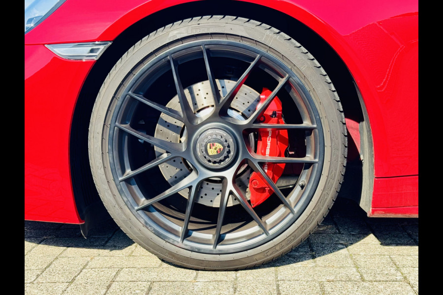 Porsche 911 3.0 Carrera 4 GTS 991 Sport Chrono | BOSE | LIFT