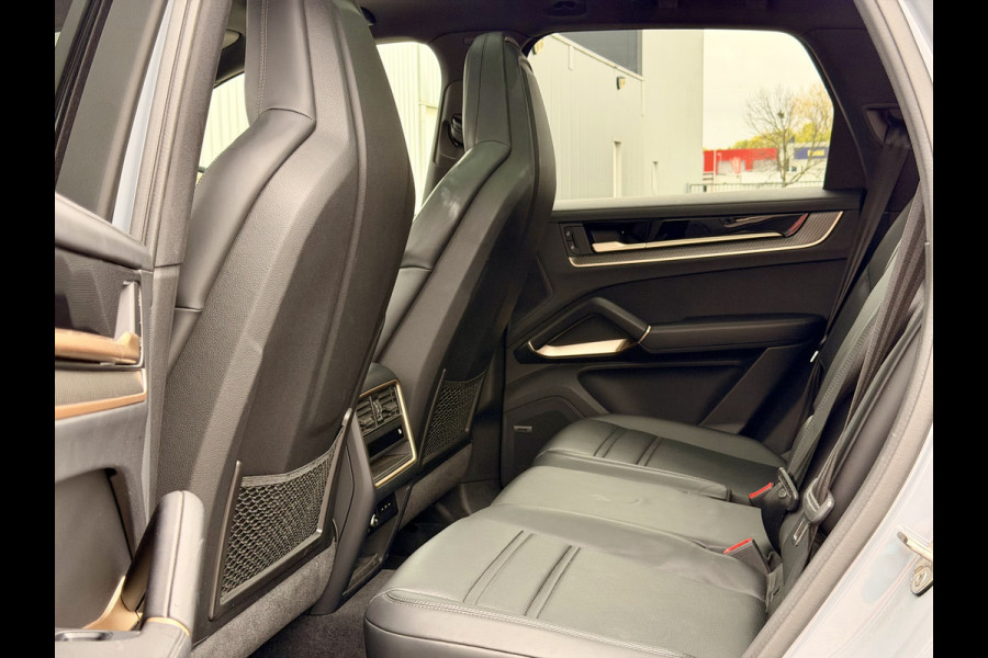 Porsche Cayenne 3.0 E-Hybrid Sport Design 22" | Facelift | PPF | BOSE | PANO