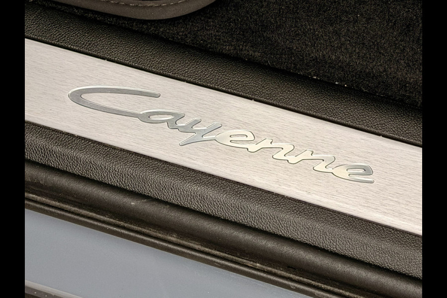 Porsche Cayenne 3.0 E-Hybrid Sport Design 22" | Facelift | PPF | BOSE | PANO