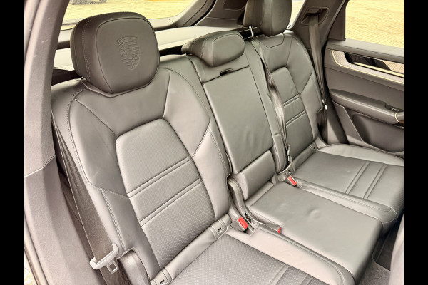 Porsche Cayenne 3.0 E-Hybrid Sport Design 22" | Facelift | PPF | BOSE | PANO