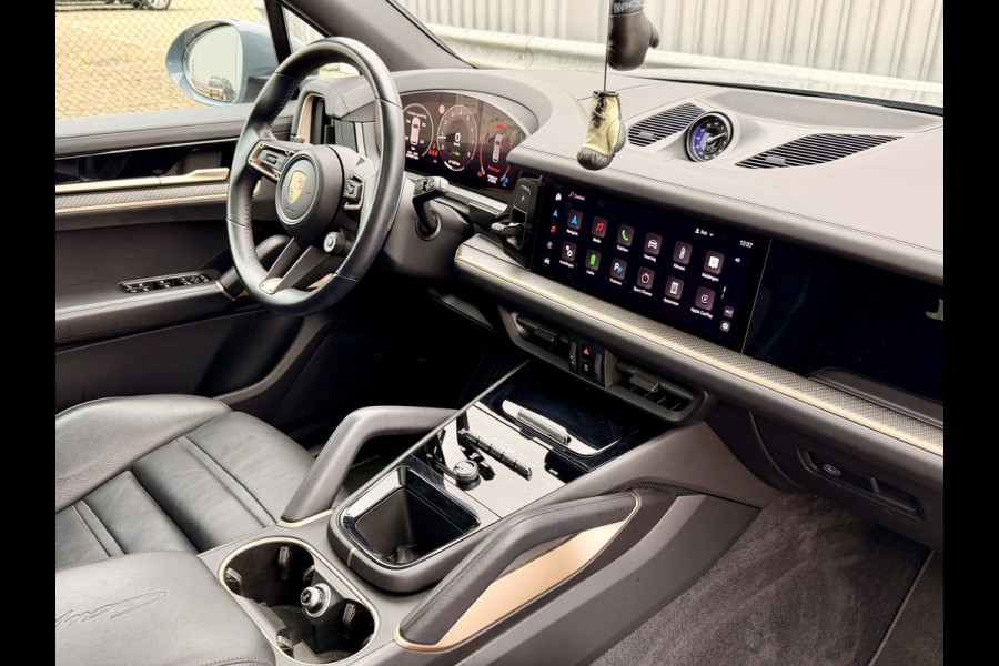 Porsche Cayenne 3.0 E-Hybrid Sport Design 22" | Facelift | PPF | BOSE | PANO