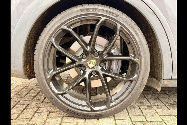 Porsche Cayenne 3.0 E-Hybrid Sport Design 22" | Facelift | PPF | BOSE | PANO