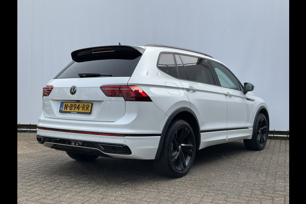 Volkswagen Tiguan Allspace 1.5 TSI R-Line 7p. Pano.dak Stoelverw. Carplay Business+