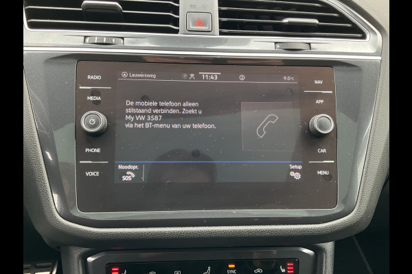 Volkswagen Tiguan Allspace 1.5 TSI R-Line 7p. Pano.dak Stoelverw. Carplay Business+