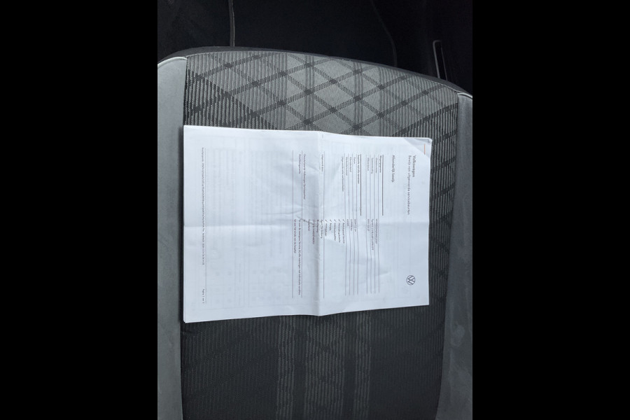 Volkswagen Tiguan Allspace 1.5 TSI R-Line 7p. Pano.dak Stoelverw. Carplay Business+