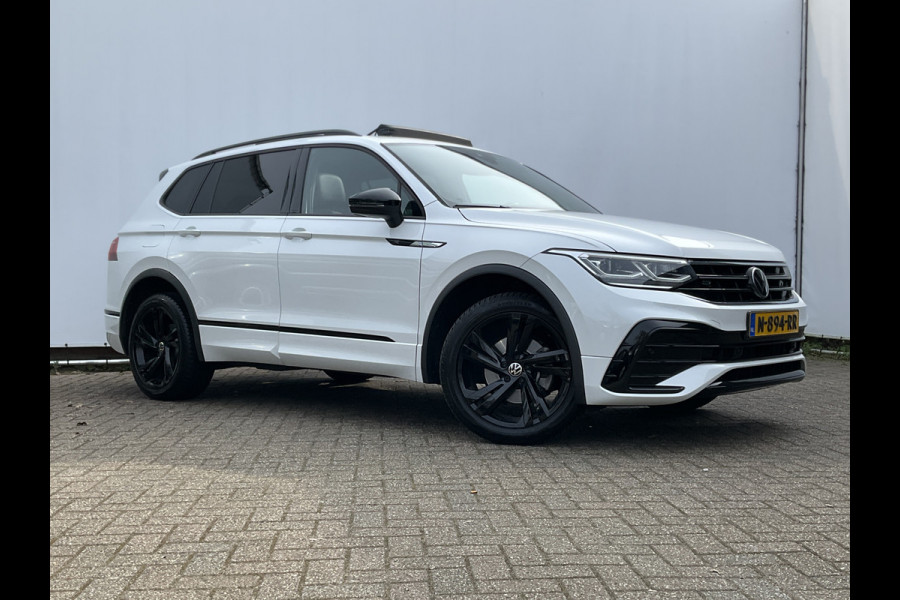 Volkswagen Tiguan Allspace 1.5 TSI R-Line 7p. Pano.dak Stoelverw. Carplay Business+