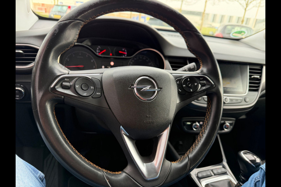 Opel Crossland X 1.2 Turbo 130pk Innovation, 2-tone, CarPlay, KeyLess, Camera