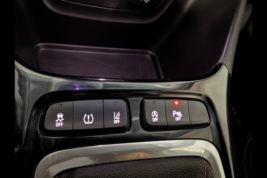 Opel Crossland X 1.2 Turbo 130pk Innovation, 2-tone, CarPlay, KeyLess, Camera