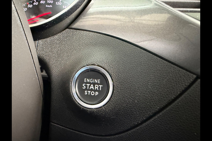 Opel Crossland X 1.2 Turbo 130pk Innovation, 2-tone, CarPlay, KeyLess, Camera