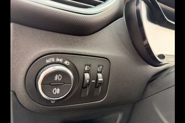 Opel Crossland X 1.2 Turbo 130pk Innovation, 2-tone, CarPlay, KeyLess, Camera
