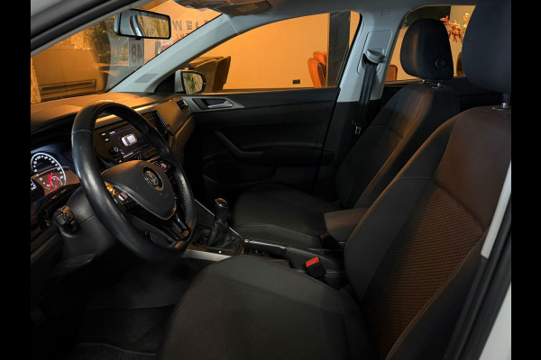 Volkswagen Polo 1.0 TSI Comfortline Business Garantie Trekhaak Airco PDC Rijklaar