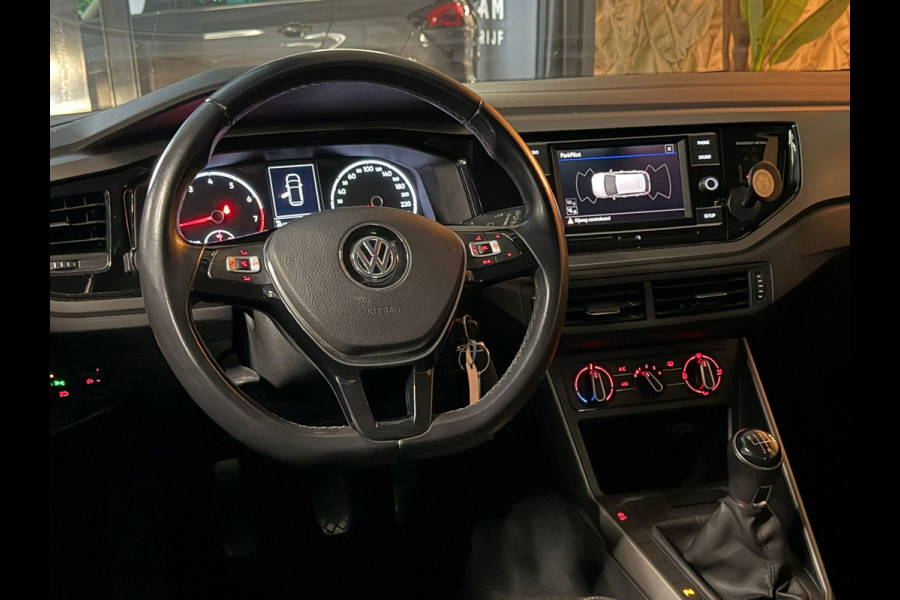 Volkswagen Polo 1.0 TSI Comfortline Business Garantie Trekhaak Airco PDC Rijklaar
