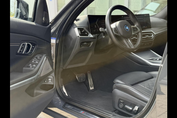 BMW 3 Serie Touring 330e LCI High Ex. M-Sport Pro |Individual leer|Pano|H/K|Memory|19"|Trekhaak|Dravit