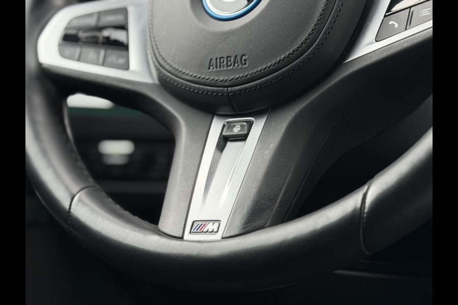 BMW 3 Serie Touring 330e LCI High Ex. M-Sport Pro |Individual leer|Pano|H/K|Memory|19"|Trekhaak|Dravit