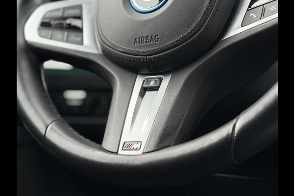 BMW 3 Serie Touring 330e LCI High Ex. M-Sport Pro |Individual leer|Pano|H/K|Memory|19"|Trekhaak|Dravit