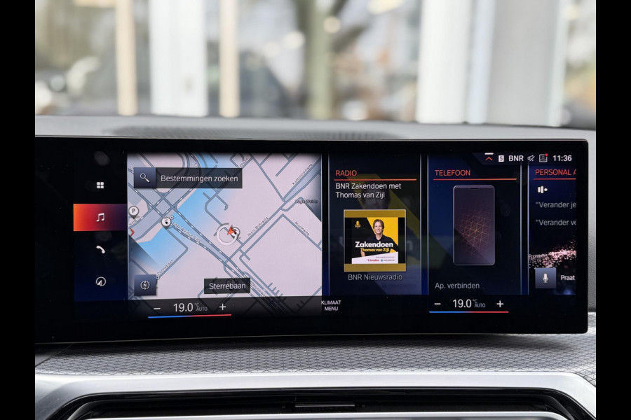 BMW 3 Serie Touring 330e LCI High Ex. M-Sport Pro |Individual leer|Pano|H/K|Memory|19"|Trekhaak|Dravit