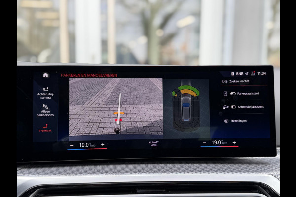 BMW 3 Serie Touring 330e LCI High Ex. M-Sport Pro |Individual leer|Pano|H/K|Memory|19"|Trekhaak|Dravit