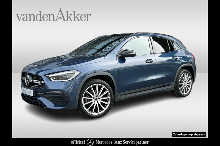 Mercedes-Benz GLA 250e AMG // Trekhaak // Distronic // Headup Display // Memory // 360 Camera // Panoramadak // Leder // 20" LM // Sfeerverlichtin