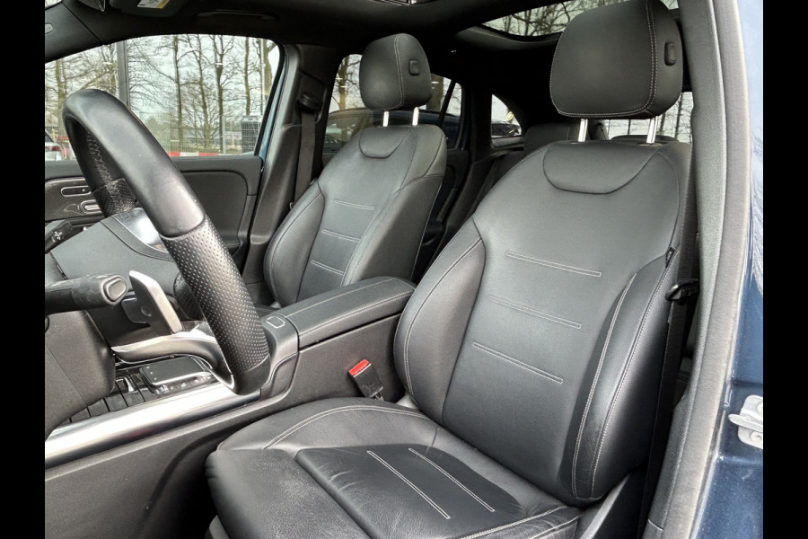 Mercedes-Benz GLA 250e AMG // Trekhaak // Distronic // Headup Display // Memory // 360 Camera // Panoramadak // Leder // 20" LM // Sfeerverlichtin