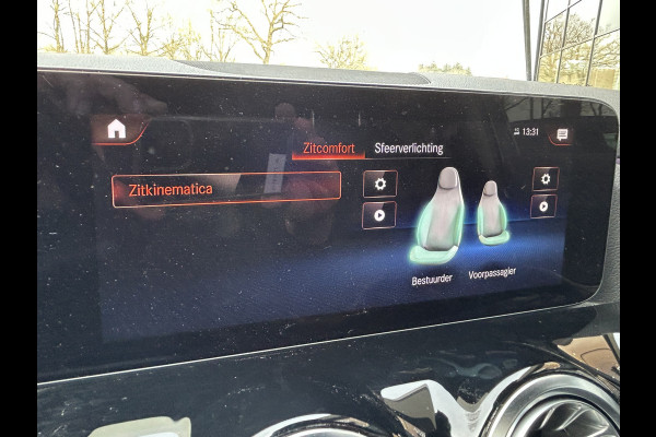 Mercedes-Benz GLA 250e AMG // Trekhaak // Distronic // Headup Display // Memory // 360 Camera // Panoramadak // Leder // 20" LM // Sfeerverlichtin