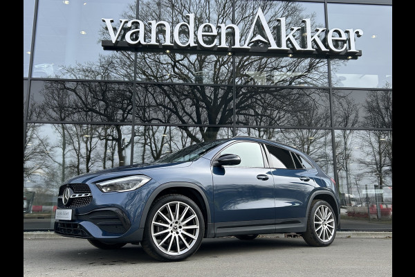Mercedes-Benz GLA 250e AMG // Trekhaak // Distronic // Headup Display // Memory // 360 Camera // Panoramadak // Leder // 20" LM // Sfeerverlichtin