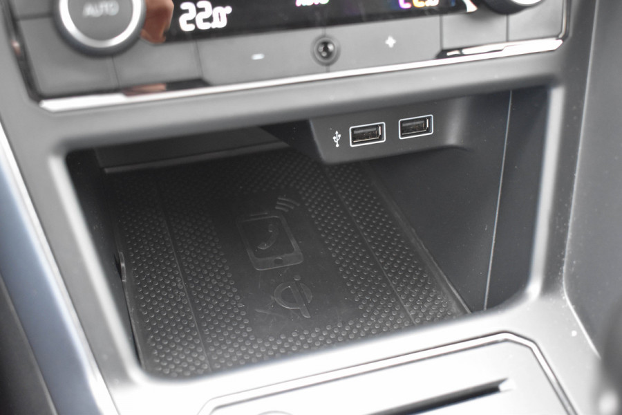 Volkswagen Polo 1.6 TDI Comfortline | Pano | Keyless | Virtual | Xenon | Carplay