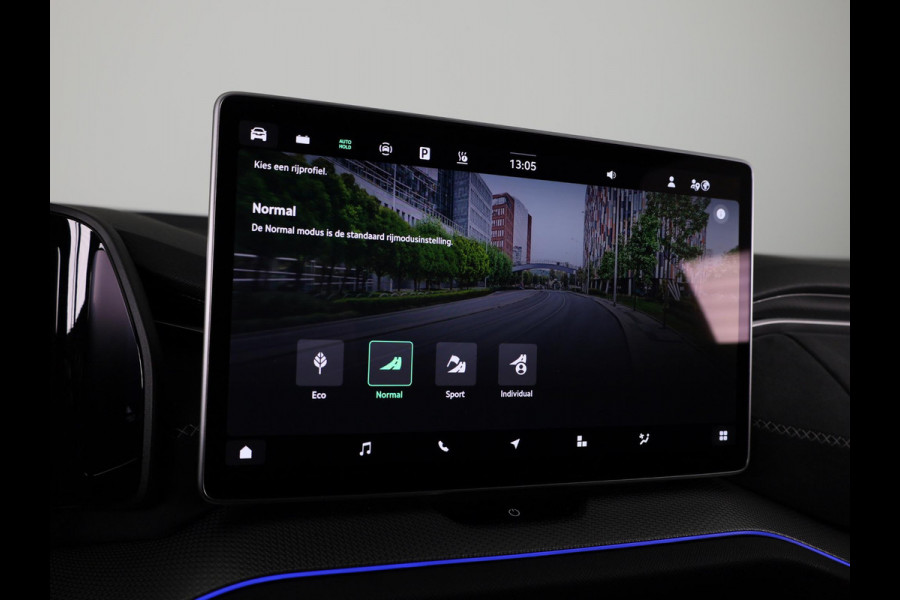 Škoda Kodiaq 1.5 TSI PHEV Sportline Business 204pk | 20 inch | Trekhaak | Panoramadak | Winter pakket |  Blind Spot | Adaptive Cruise | Stoelverwarming | Camera | Light & View