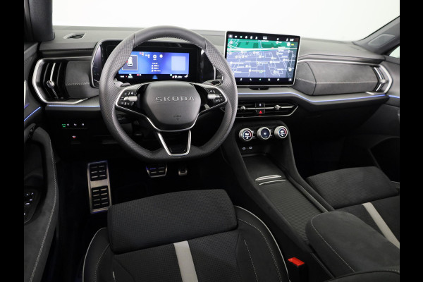 Škoda Kodiaq 1.5 TSI PHEV Sportline Business 204pk | 20 inch | Trekhaak | Panoramadak | Winter pakket |  Blind Spot | Adaptive Cruise | Stoelverwarming | Camera | Light & View