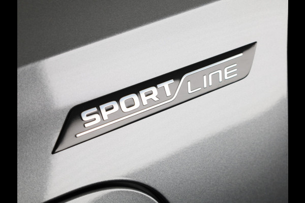 Škoda Kodiaq 1.5 TSI PHEV Sportline Business 204pk | 20 inch | Trekhaak | Panoramadak | Winter pakket |  Blind Spot | Adaptive Cruise | Stoelverwarming | Camera | Light & View