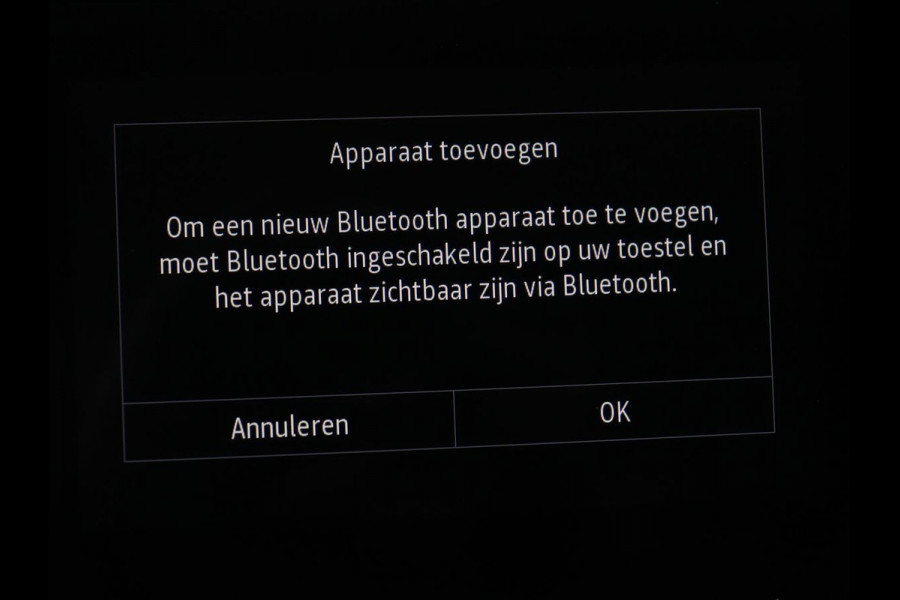 Renault Captur 1.6 E-Tech full hybrid 145 iconic | Carplay | LED | PDC | Cruise control | Climate control | Navigatie | Vitual Cockpit