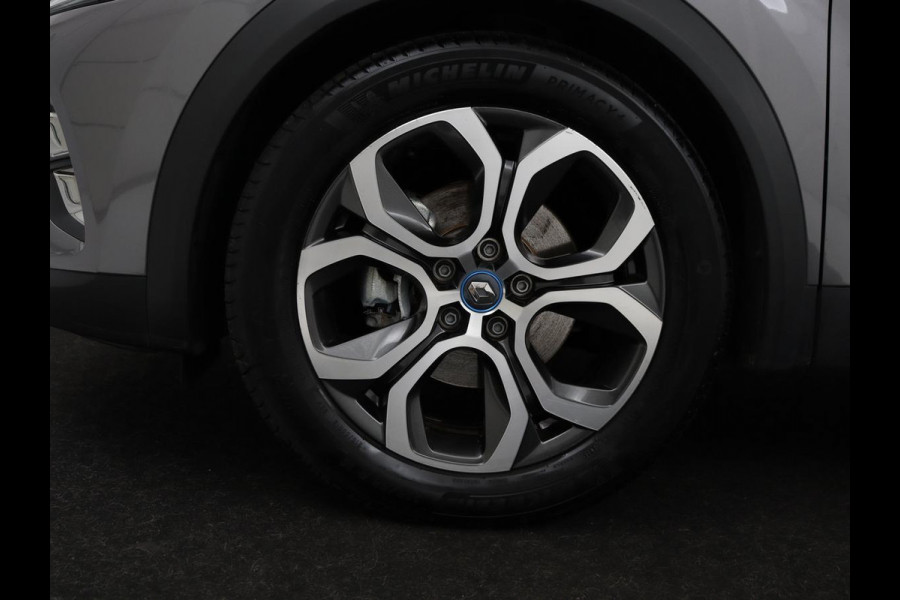 Renault Captur 1.6 E-Tech full hybrid 145 iconic | Carplay | LED | PDC | Cruise control | Climate control | Navigatie | Vitual Cockpit