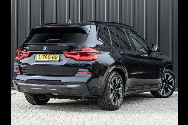 BMW iX3 High Executive 80 kWh | NL-Auto | M-Sport | Comfort access | Panorama dak | Trekhaak | Head-up | Active cruise | 360 Camera | Am