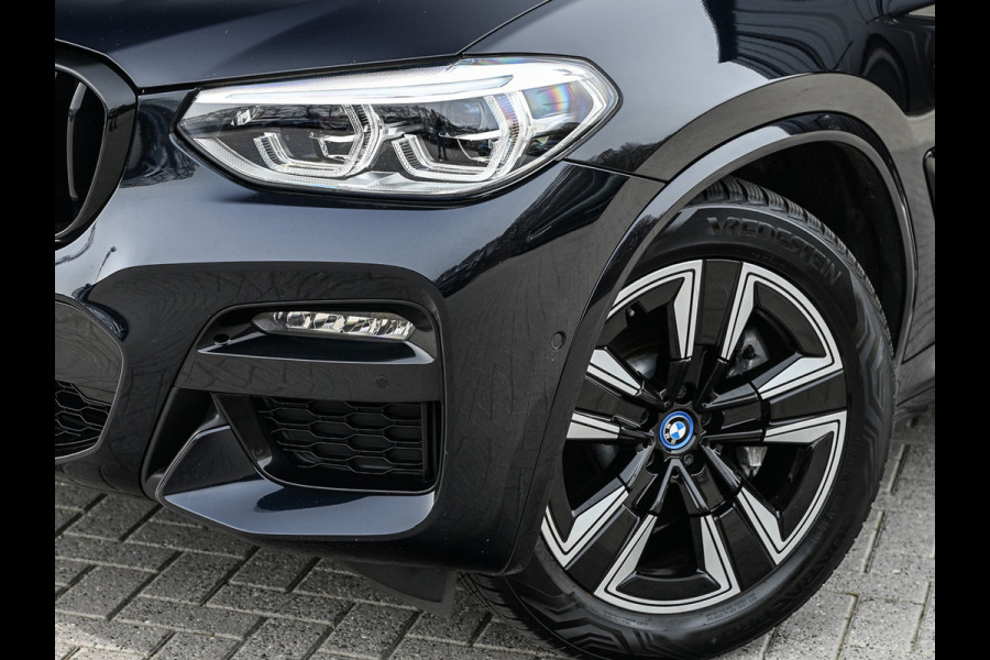 BMW iX3 High Executive 80 kWh | NL-Auto | M-Sport | Comfort access | Panorama dak | Trekhaak | Head-up | Active cruise | 360 Camera | Am