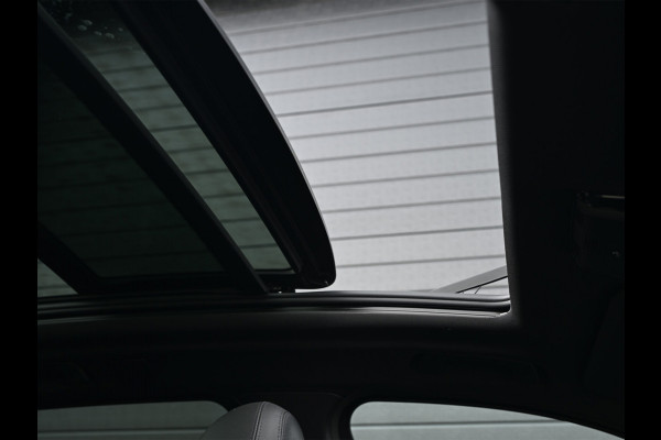 BMW iX3 High Executive 80 kWh | NL-Auto | M-Sport | Comfort access | Panorama dak | Trekhaak | Head-up | Active cruise | 360 Camera | Am