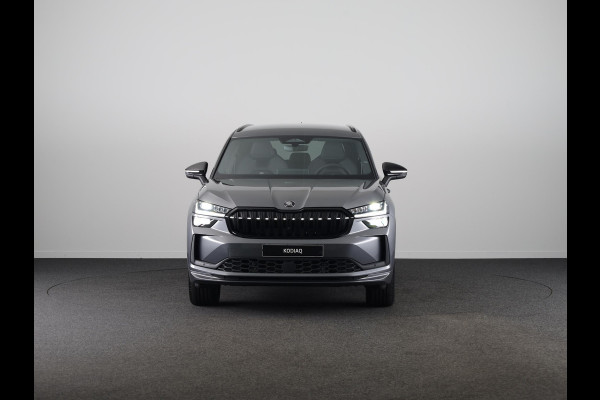 Škoda Kodiaq Sportline Business PHEV 1.5 TSI 204 pk | Trekhaak | Blind Spot | Adaptive Cruise | Stoelverwarming | Camera | Light & View