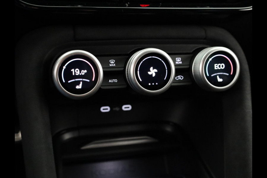 Škoda Kodiaq Sportline Business PHEV 1.5 TSI 204 pk | Trekhaak | Blind Spot | Adaptive Cruise | Stoelverwarming | Camera | Light & View