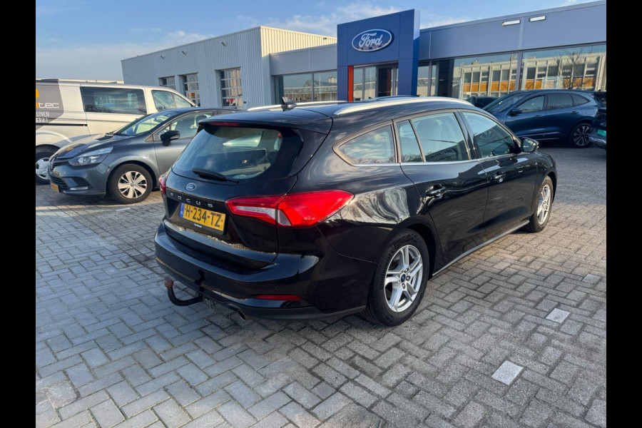 Ford FOCUS Wagon 1.0 EcoBoost Trend Edition Business 125pk | Navigatie | Trekhaak |