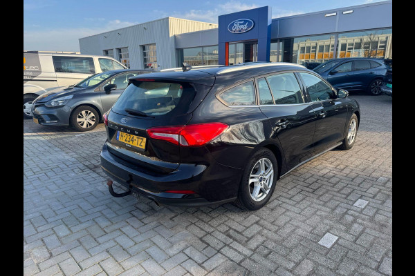 Ford FOCUS Wagon 1.0 EcoBoost Trend Edition Business 125pk | Navigatie | Trekhaak |
