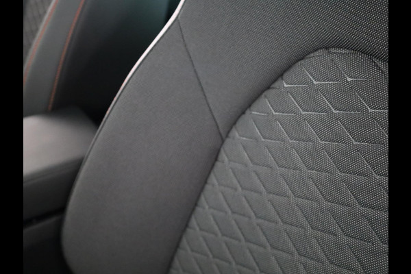 Seat Leon Sportstourer 1.5 TSI e-Hybrid Style Business Intense 204pk | Trekhaak | Safe & Drive | 18 inch velgen | Black Pack |