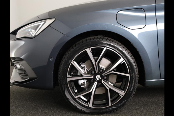 Seat Leon Sportstourer 1.5 TSI e-Hybrid Style Business Intense 204pk | Trekhaak | Safe & Drive | 18 inch velgen | Black Pack |